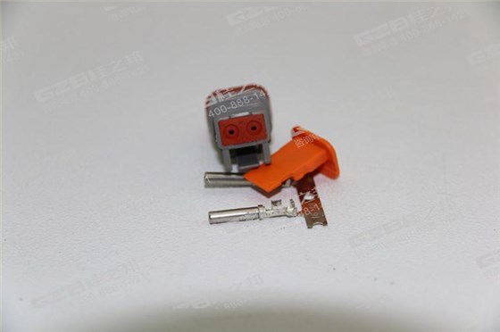 徐工挖掘機配件批發,挖機配件批發