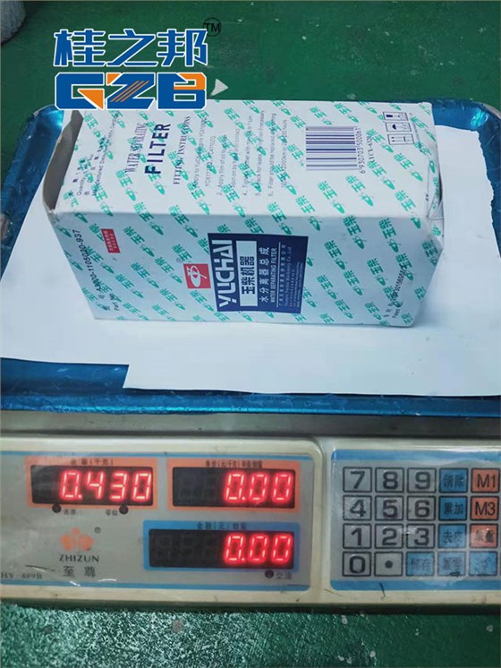 玉柴挖機(jī)柴油濾芯