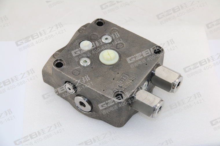 中聯挖掘機回轉馬達蓋