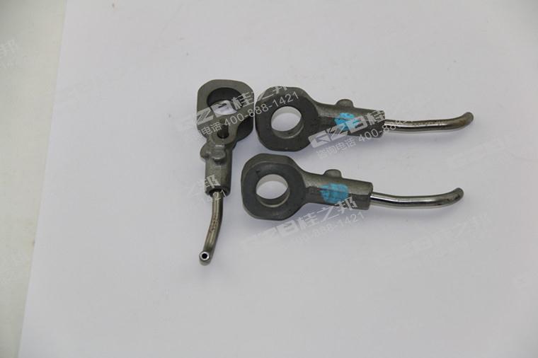 三一挖掘機缸體機油噴嘴