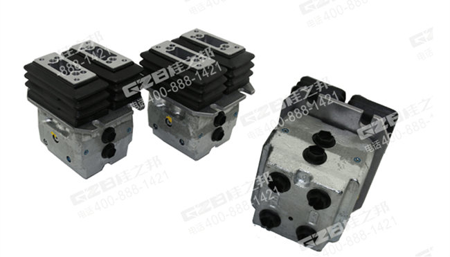 三一75挖掘機腳踏閥