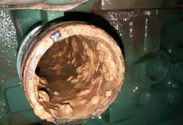 挖掘機(jī)發(fā)動機(jī)