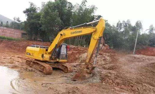 客戶的信任支持是我們的動力，桂之邦挖掘機配件質量可靠